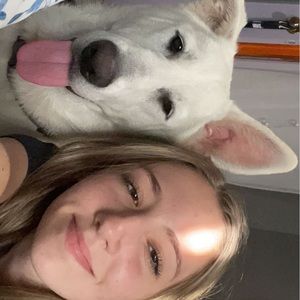 Meet your Posher, Ivy